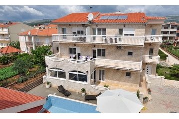 Chorvatsko Privát Kaštel Štafilić, Exteriér